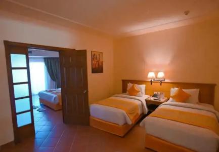 Charmillion Gardens Aquapark - 119