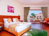Triple Family Suite with garden view