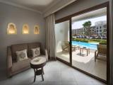 Deluxe Swim Up room