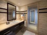 Deluxe room with partial sea view