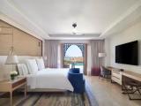 Four Seasons Pool Double Suite