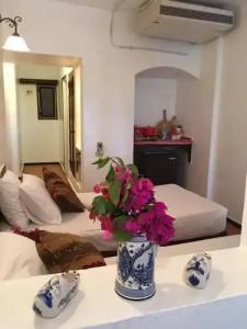 Six Corners Resort - 21