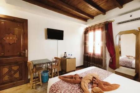 Nefertiti Luxor - 53