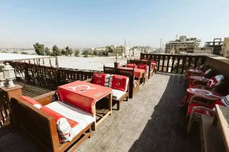 Nefertiti Luxor - 17