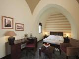 Superior Double room with Terrace with partial view