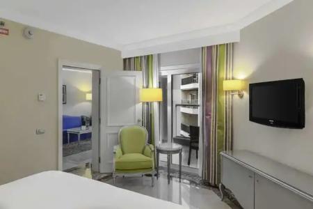 Hilton Alexandria Corniche - 165