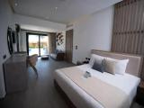 Executive Pool Quadruple Suite
