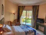 Standard room with garden view