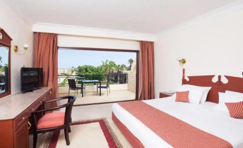 Aladdin Beach Resort - Families and Couples Only - 6