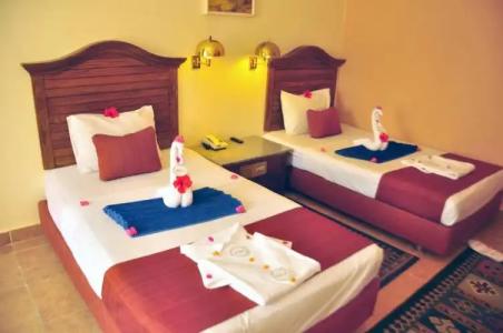 Aladdin Beach Resort - Families and Couples Only - 4