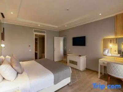 Sunrise Crystal Bay Resort -Grand Select - 232