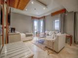 Posh Club Swim Up Double Junior Suite