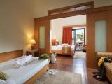 Grand room