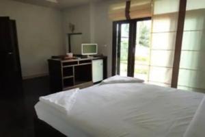 Khanom Sunrise Beach Hotel, Khanom