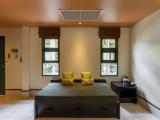 Standard Family room with garden view