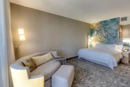 Courtyard by Marriott St. Petersburg Clearwater/Madeira Beach - 37