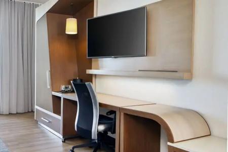 Courtyard by Marriott St. Petersburg Clearwater/Madeira Beach - 59