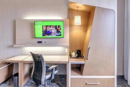 Courtyard by Marriott St. Petersburg Clearwater/Madeira Beach - 100