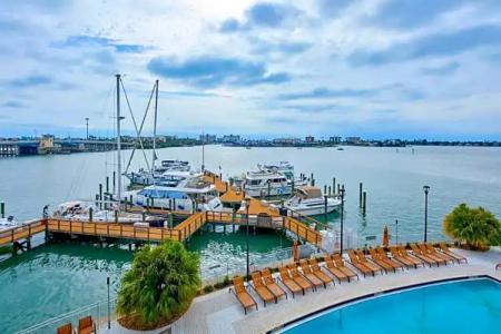 Courtyard by Marriott St. Petersburg Clearwater/Madeira Beach - 93