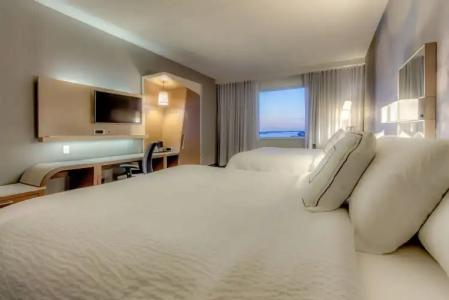 Courtyard by Marriott St. Petersburg Clearwater/Madeira Beach - 34