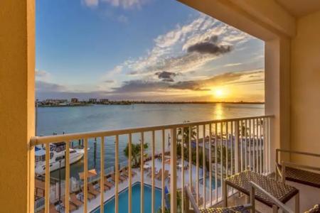 Courtyard by Marriott St. Petersburg Clearwater/Madeira Beach - 71