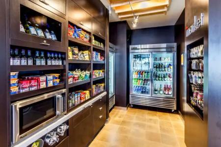 Courtyard by Marriott St. Petersburg Clearwater/Madeira Beach - 14