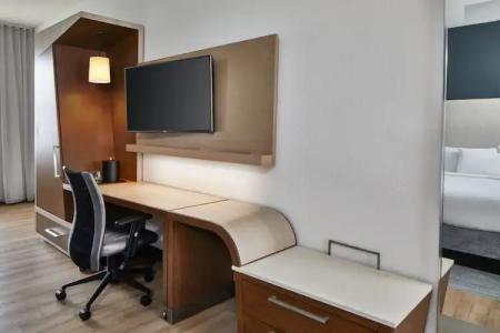 Courtyard by Marriott St. Petersburg Clearwater/Madeira Beach - 87