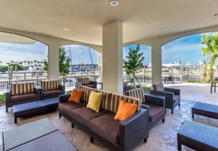 Courtyard by Marriott St. Petersburg Clearwater/Madeira Beach - 19