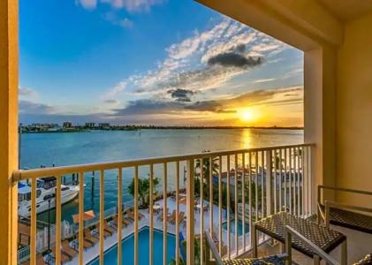 Courtyard by Marriott St. Petersburg Clearwater/Madeira Beach - 92
