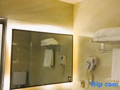 Courtyard by Marriott St. Petersburg Clearwater/Madeira Beach - 132