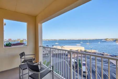 Courtyard by Marriott St. Petersburg Clearwater/Madeira Beach - 82