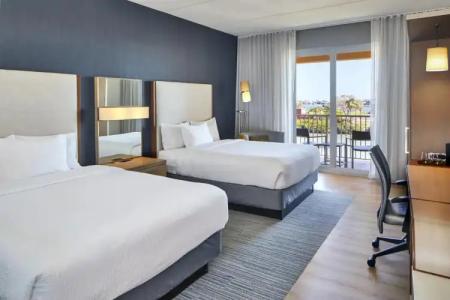 Courtyard by Marriott St. Petersburg Clearwater/Madeira Beach - 30