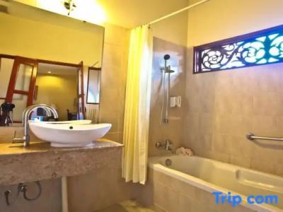 Phuwanalee Resort - 73