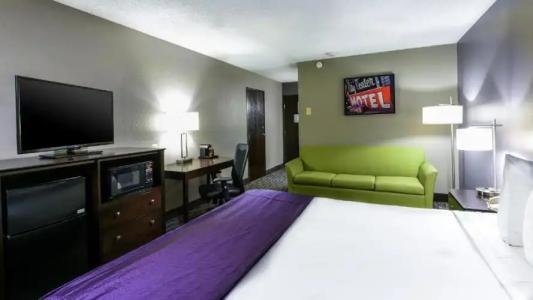 Best Western McCarran Inn - 77