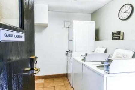 Best Western McCarran Inn - 36