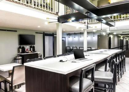 Best Western McCarran Inn - 33