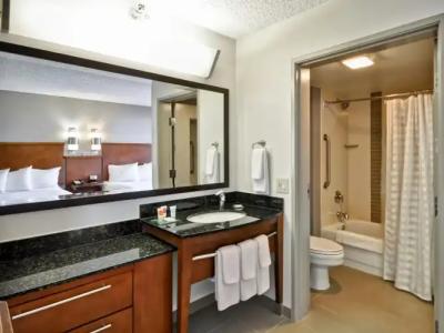 Hyatt Place Las Vegas - 38