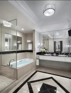 The Venetian® Resort Las Vegas - 42