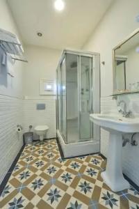 Splendid Palace - 107