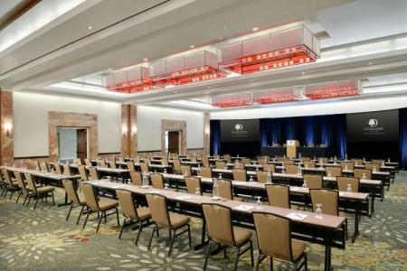 Doubletree by Hilton Los Angeles Downtown - 14