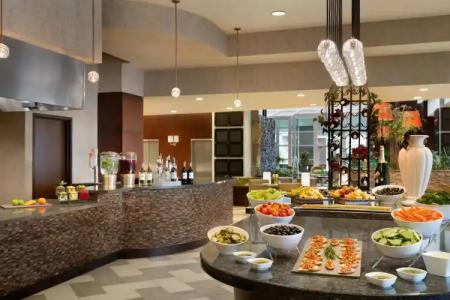 Embassy Suites Los Angeles Glendale - 12