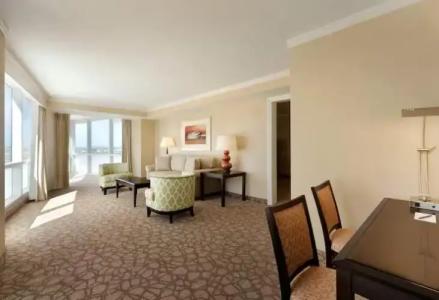 Embassy Suites Los Angeles Glendale - 41