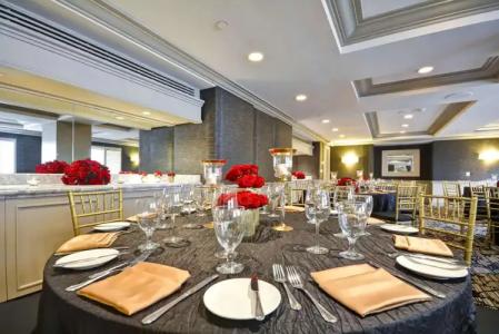 Hilton Checkers Los Angeles - 25