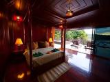 Standard room with sunset view