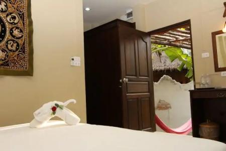 Lanta Castaway Beach Resort - 140
