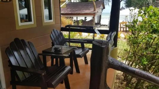 Lanta Castaway Beach Resort - 193