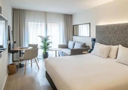 INNSIDE by Melia Zaragoza - 58