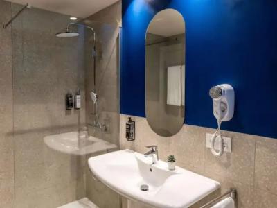 Ibis Styles Zaragoza Ramiro I - 8
