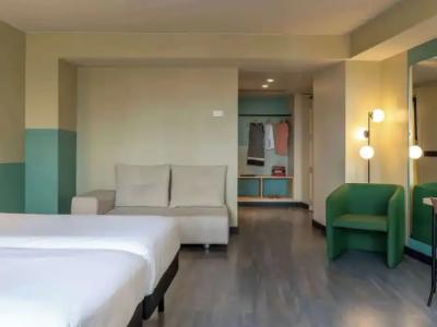 Ibis Styles Zaragoza Ramiro I - 26