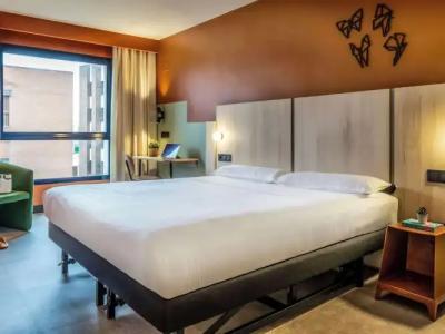 Ibis Styles Zaragoza Ramiro I - 30
